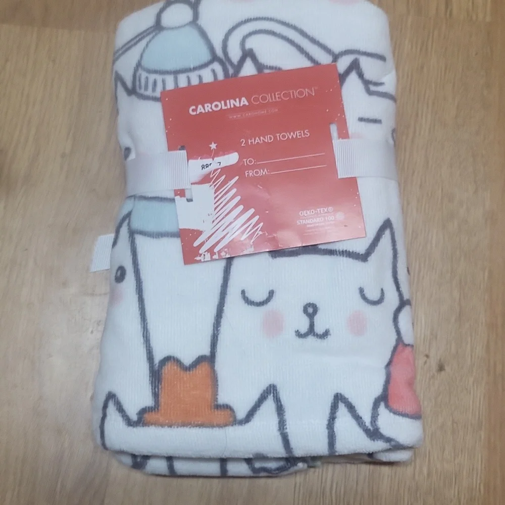 New with tags Carolina Collection 2 Hand Towels Cat theme